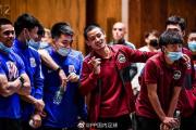 开云体育入口-关于江苏苏宁对阵上海绿地申花，双方战绩互有交错的信息