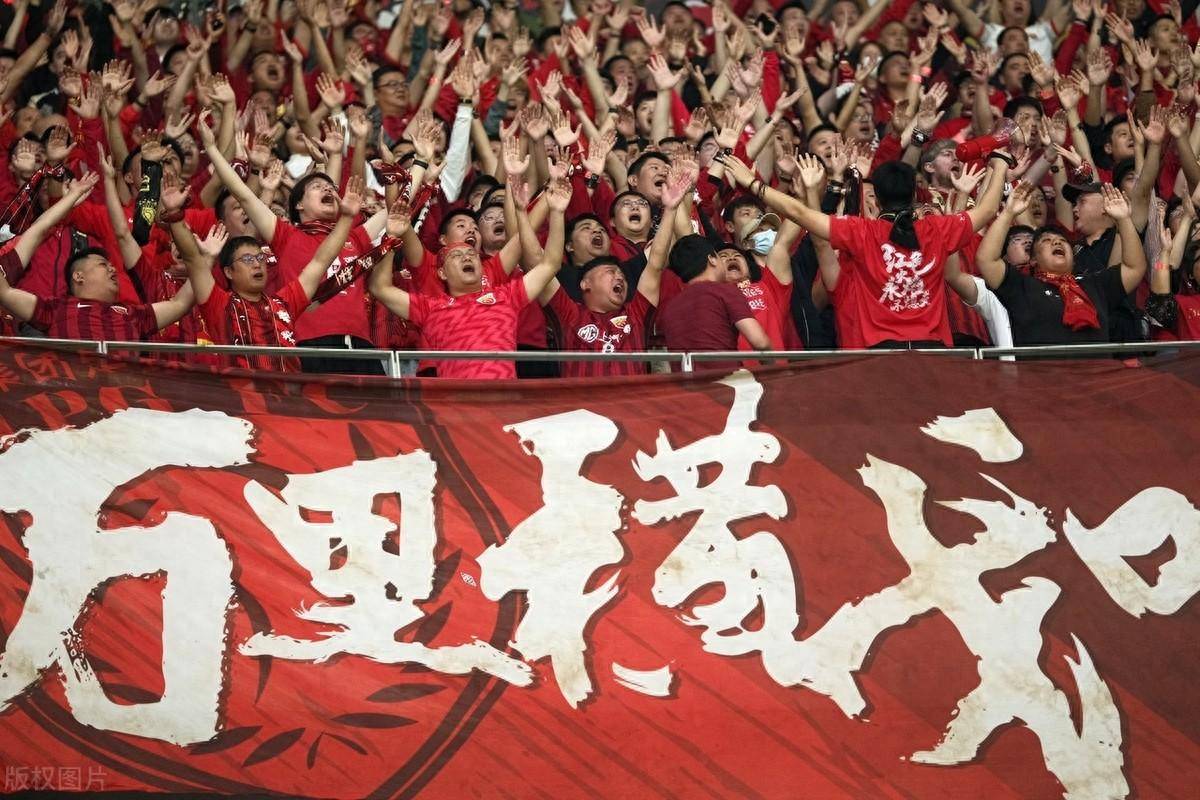 新引援带来新气象，球队实力得到提升的简单介绍