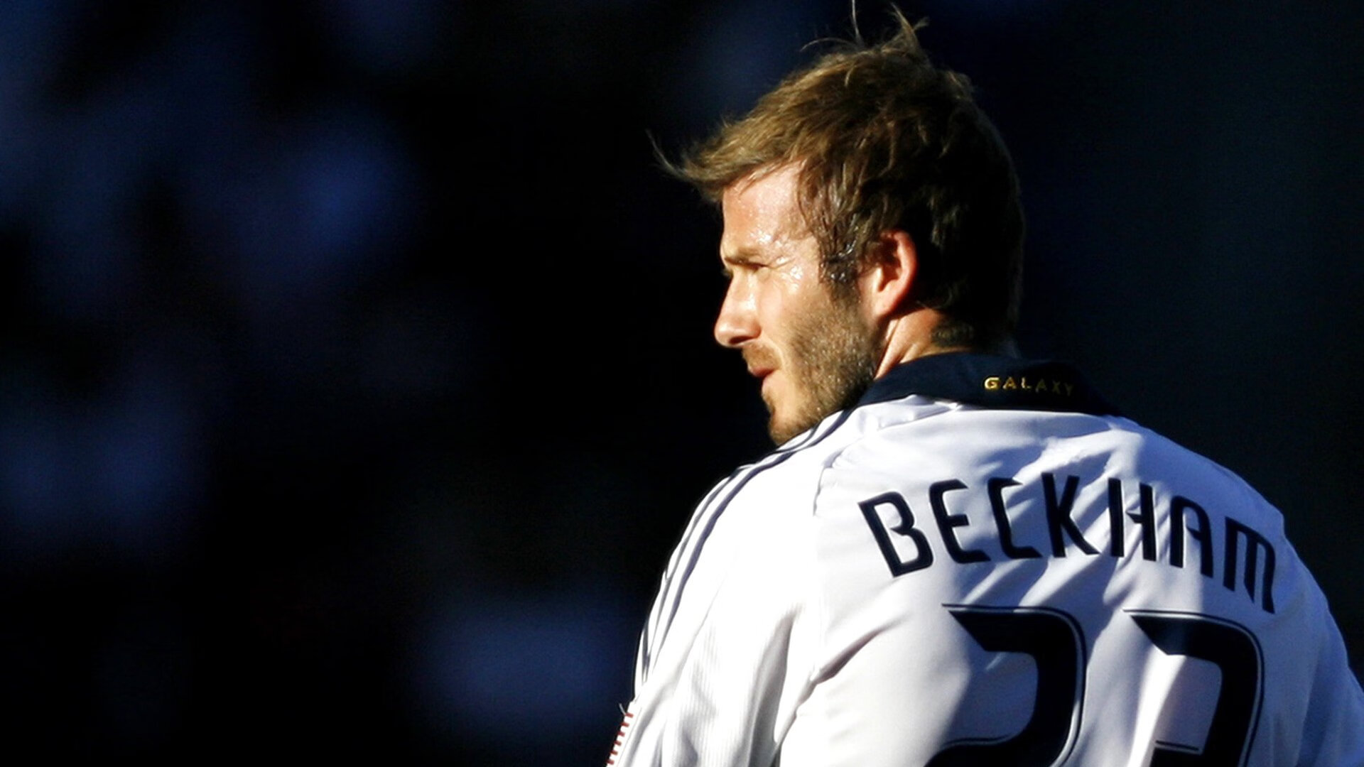 神展开！恩比德在F1巴林站接管比赛，背后竟与马刺踏平猛龙有关？