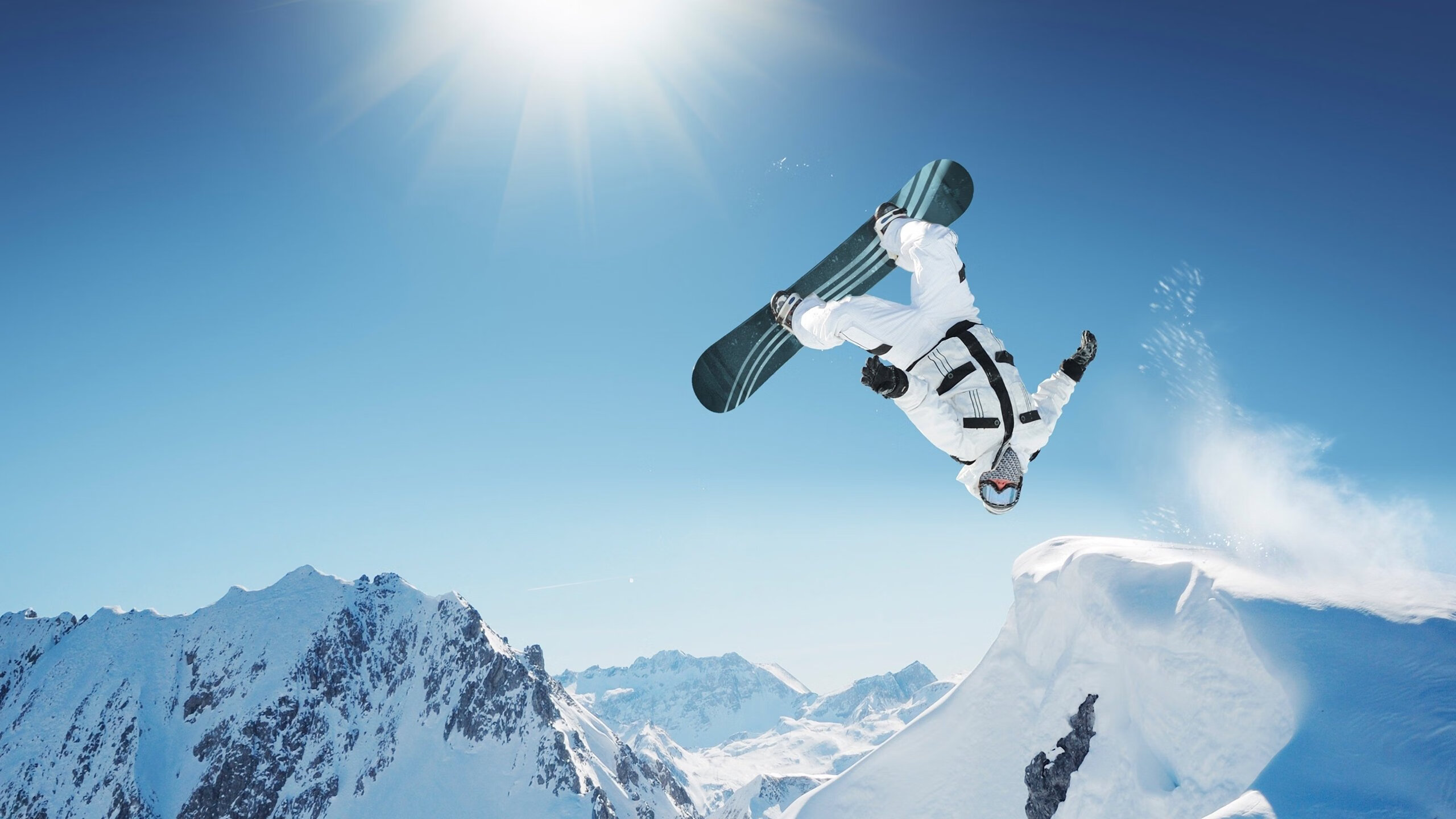 巅峰对决！掘金加时险胜上海，拉文攻防一体统治赛场